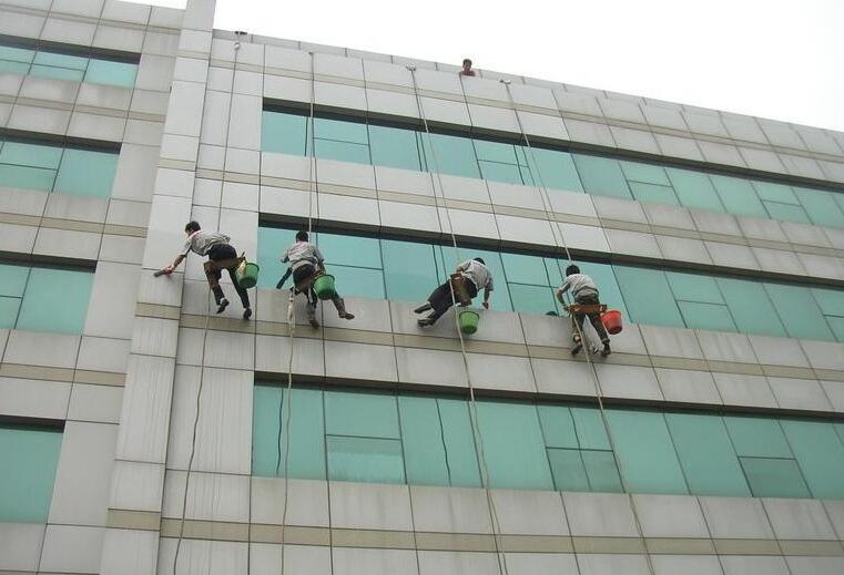 鄭州(zhōu)外牆清(qīng)洗 鄭(zhèng)州外牆清洗