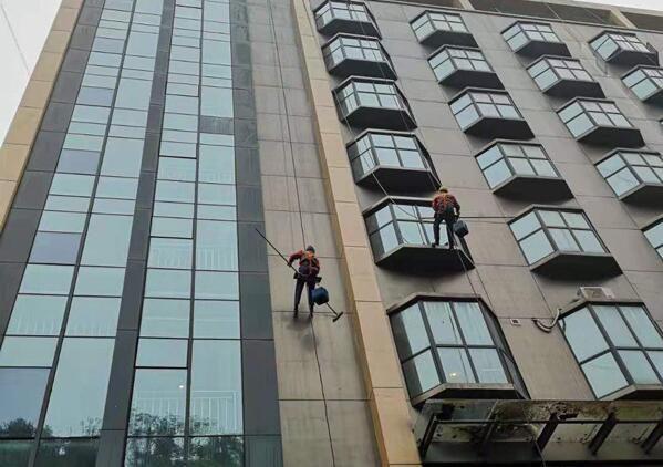 郑州外墙清洗 郑州外墙清(qīng)洗