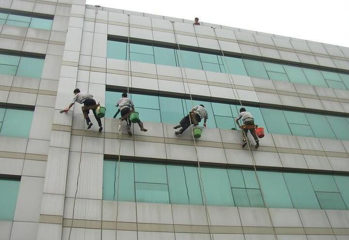 鄭州外牆清(qīng)洗 鄭州外(wài)牆清洗