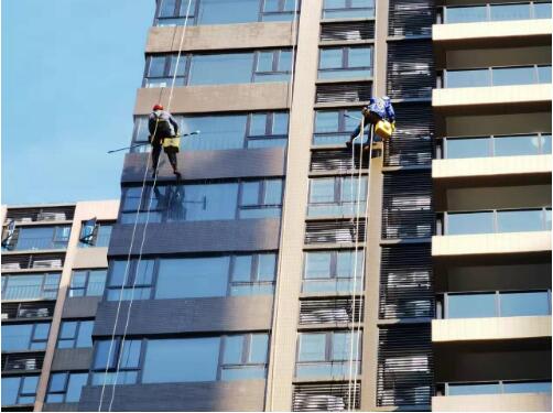 鄭州外(wài)牆(qiáng)清(qīng)洗 鄭州外牆清洗