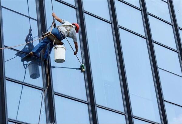 鄭州玻璃幕牆清洗 鄭州玻璃幕(mù)牆清洗
