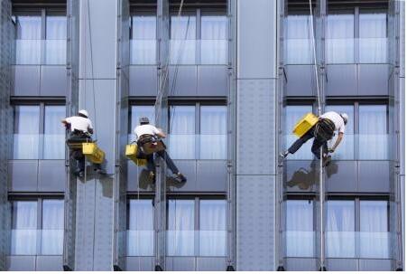 鄭州玻璃幕牆清洗 鄭州玻璃幕牆清(qīng)洗(xǐ)